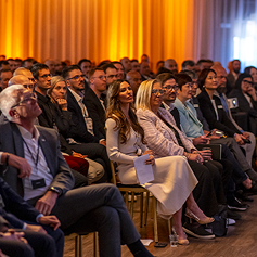 Plan de travail 1 copie 9 4